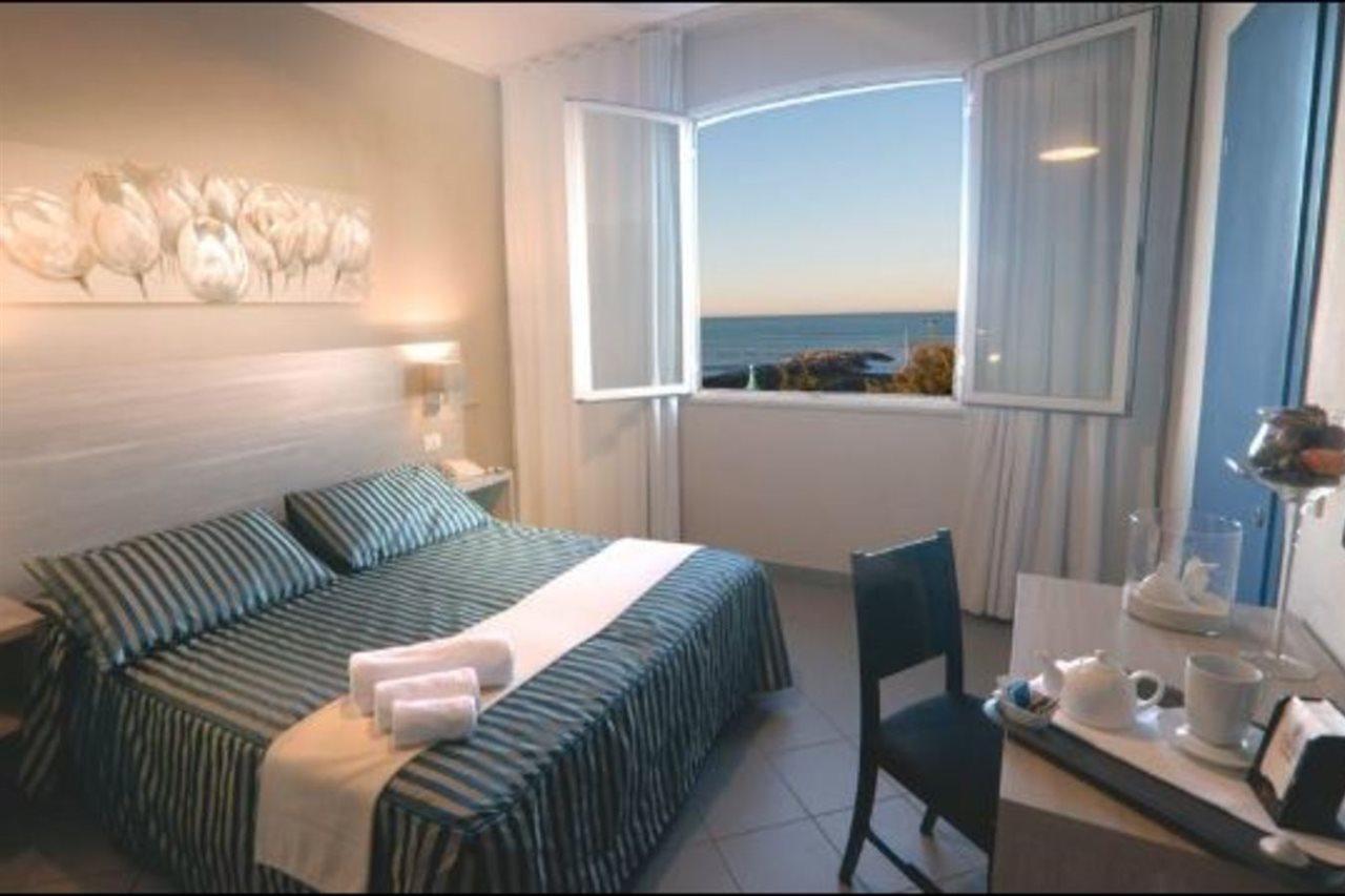 Hg Hotel Il Settebello Marina di Cecina Exterior foto