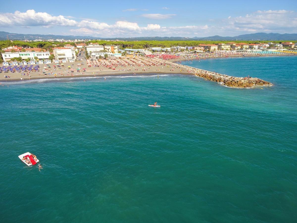 Hotel Il Settebello Marina di Cecina Exterior foto